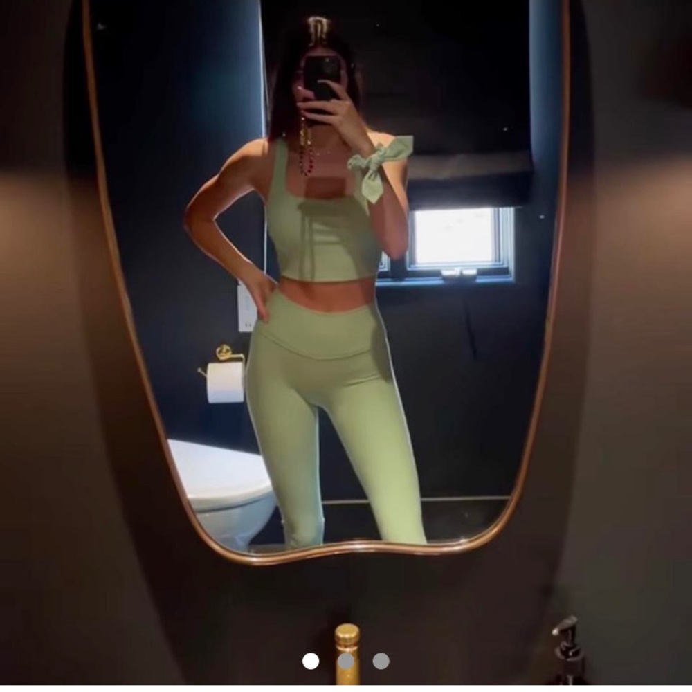 ALO Yoga leggings